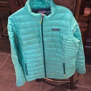 Patagonia women’s XL.